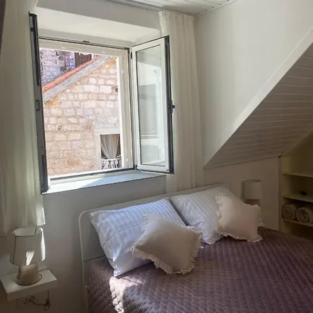 *Beautiful, Centrally Located Studio Apartment* Hvar Town Exterior photo